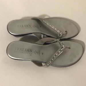 ITALIAN SHOEMAKERS Slippers with Studs.